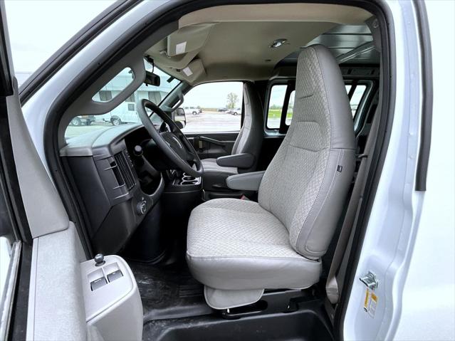 2026 Chevrolet Express Cargo Van 3500 Extended Wheelbase, WT, RWD