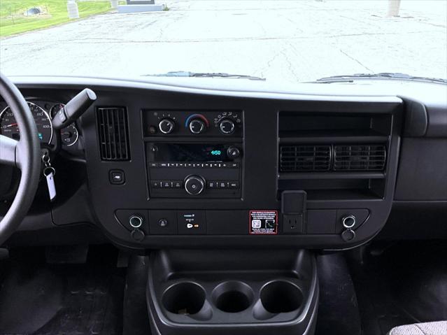 2026 Chevrolet Express Cargo Van 3500 Extended Wheelbase, WT, RWD
