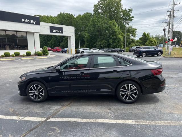 2025 Volkswagen Jetta 1.5T SE