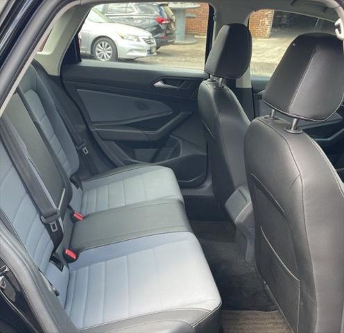 2025 Volkswagen Jetta 1.5T SE