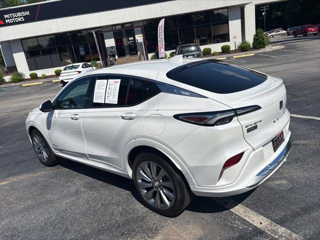 2025 Buick NV Avenir FWD