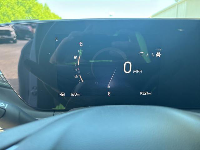 2025 Buick NV Avenir FWD