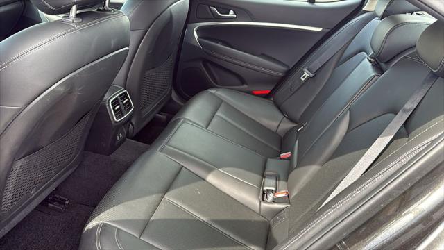 2025 Genesis G70 2.5T RWD