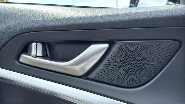 2025 Genesis G70 2.5T RWD