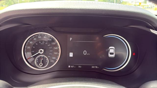 2025 Genesis G70 2.5T RWD
