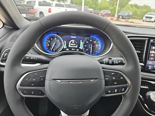 2027 Chrysler Pacifica Select AWD