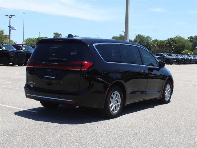2027 Chrysler Pacifica PACIFICA SELECT