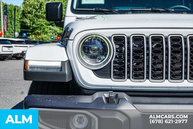2025 Jeep Wrangler 4-Door Sahara 4x4