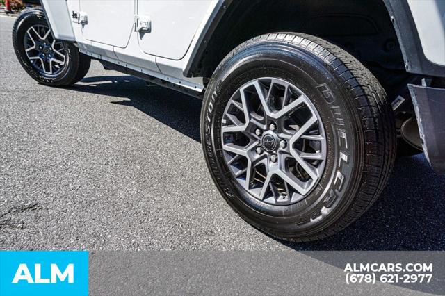 2025 Jeep Wrangler 4-Door Sahara 4x4