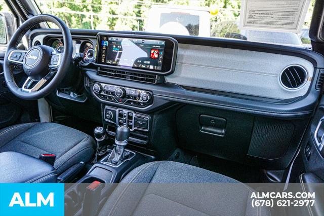 2025 Jeep Wrangler 4-Door Sahara 4x4
