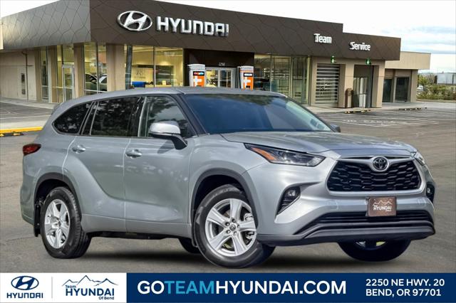 2021 Toyota Highlander LE for sale in Bend, OR