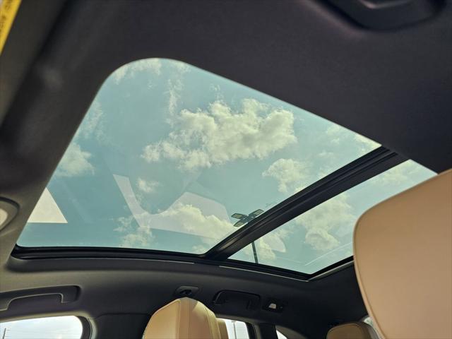 2025 Porsche Macan S