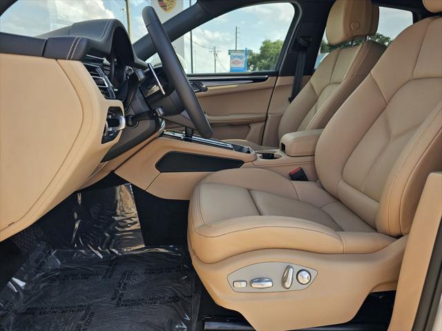 2025 Porsche Macan S