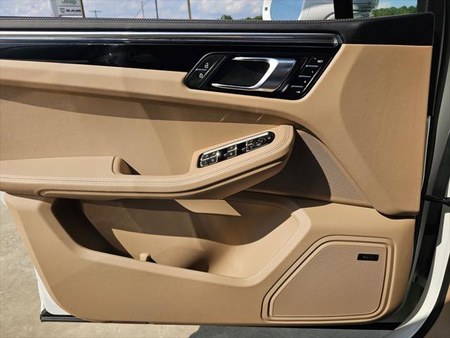 2025 Porsche Macan S