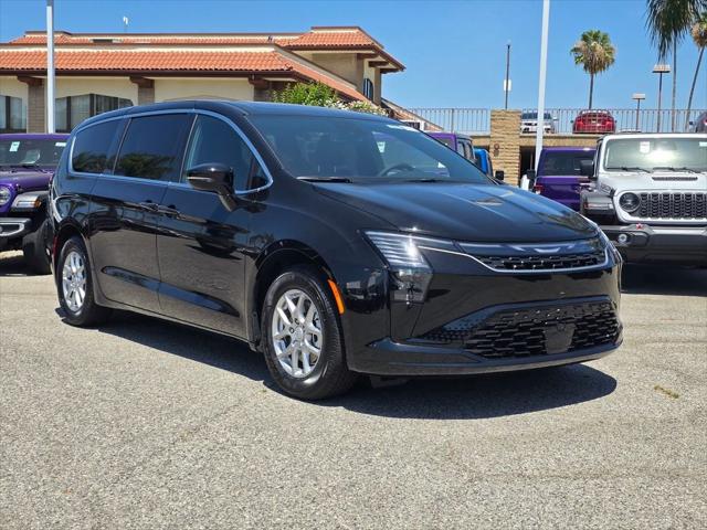 2027 Chrysler Pacifica PACIFICA SELECT