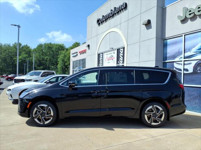 2027 Chrysler Pacifica PACIFICA LIMITED AWD