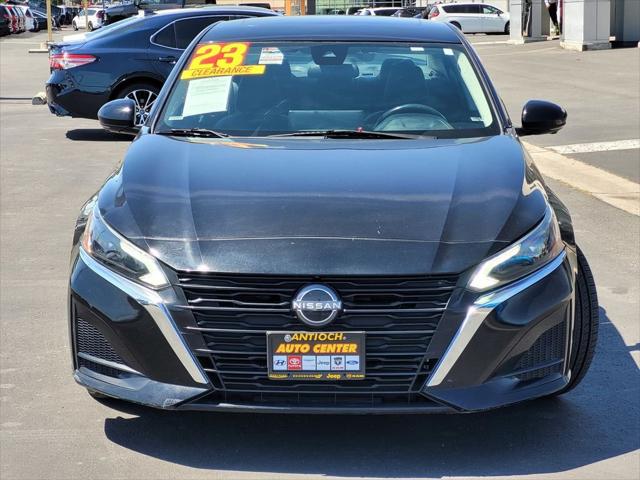 2023 Nissan Altima SL FWD