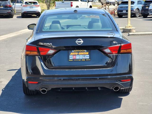 2023 Nissan Altima SL FWD