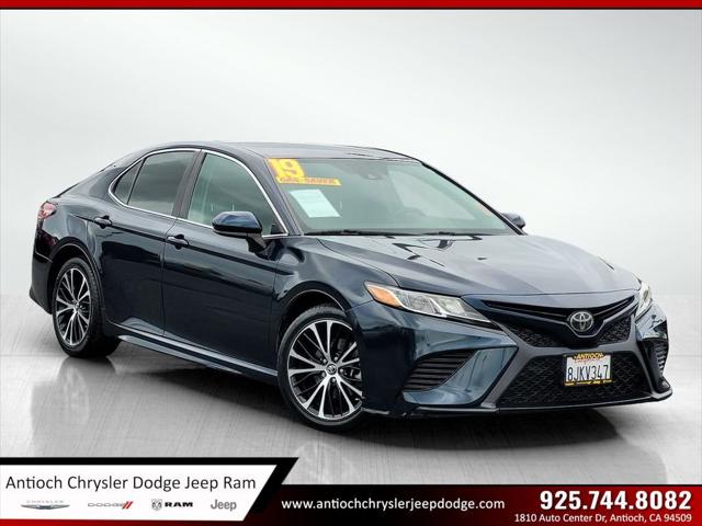 2019 Toyota Camry SE for sale in Antioch, CA