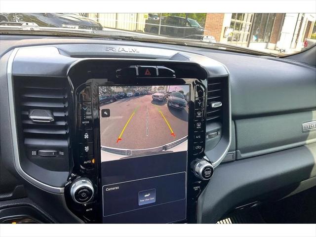 2023 Ram 1500 Big Horn Crew Cab 4x4 5'7" Box