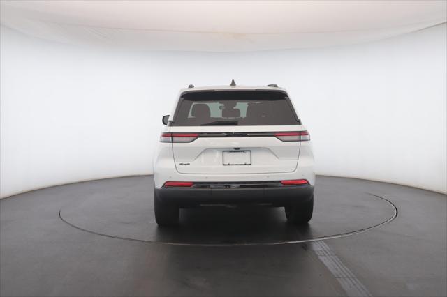 2024 Jeep Grand Cherokee Altitude 4x4