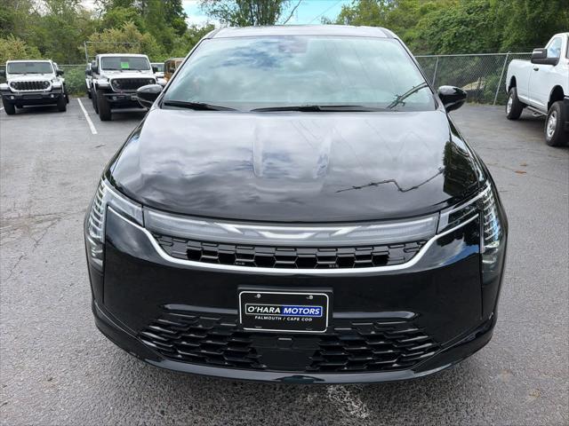 2027 Chrysler Pacifica PACIFICA SELECT AWD
