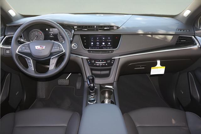 2026 Cadillac XT5 Premium Luxury FWD