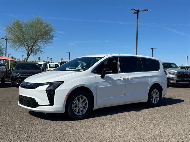 2027 Chrysler Pacifica PACIFICA SELECT