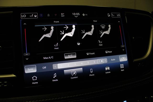 2027 Chrysler Pacifica Select
