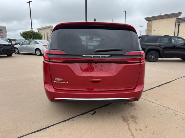 2027 Chrysler Pacifica PACIFICA SELECT