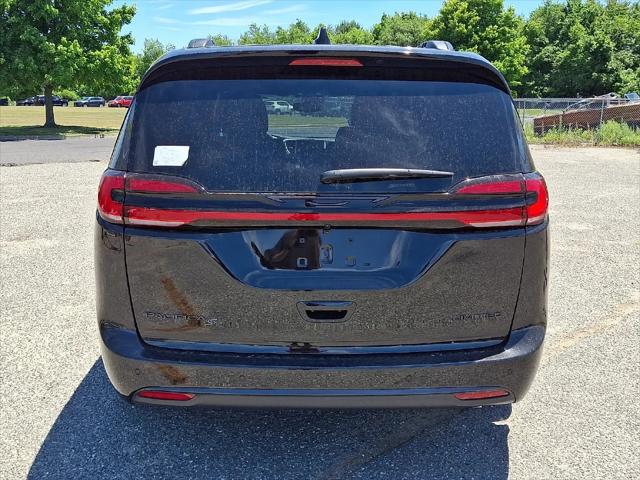 2027 Chrysler Pacifica Limited