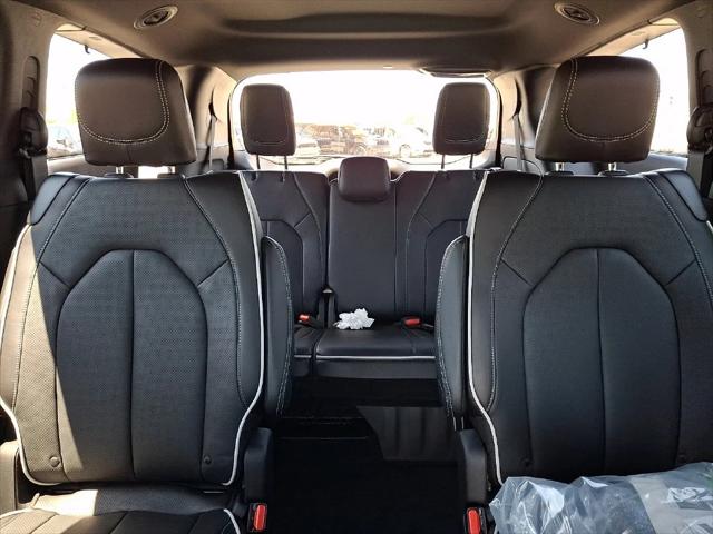 2027 Chrysler Pacifica Limited