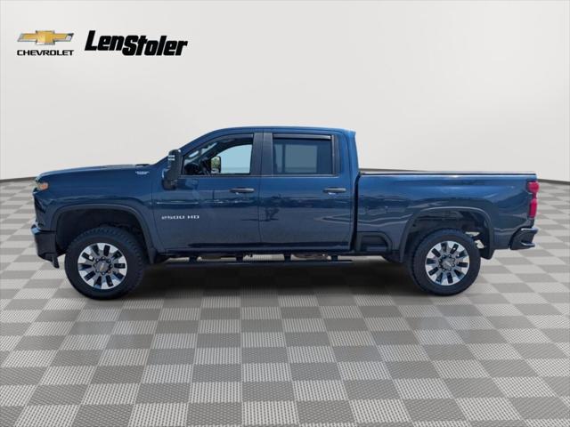 2022 Chevrolet Silverado 2500HD 4WD Crew Cab Standard Bed Custom 2022 Chevrolet Silverado 2500HD 4WD Crew Cab Standard Bed Custom