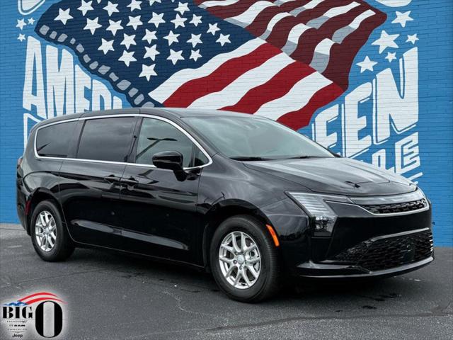 2027 Chrysler Pacifica Select for sale in Greenville, SC