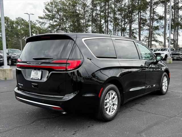 2027 Chrysler Pacifica PACIFICA SELECT