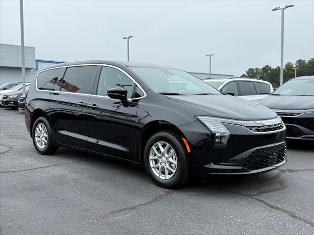 2027 Chrysler Pacifica PACIFICA SELECT