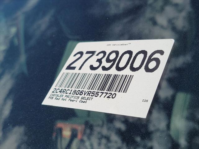 2027 Chrysler Pacifica Select