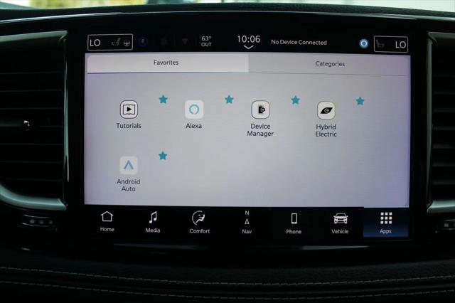 2024 Chrysler Pacifica Hybrid Select