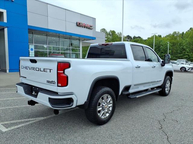 2026 Chevrolet Silverado 2500HD Crew Cab, Standard Bed, High Country, 4WD