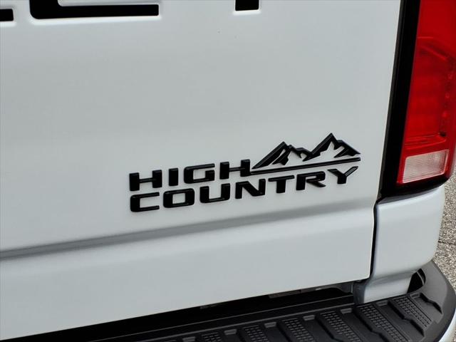 2026 Chevrolet Silverado 2500HD Crew Cab, Standard Bed, High Country, 4WD