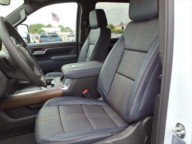 2026 Chevrolet Silverado 2500HD Crew Cab, Standard Bed, High Country, 4WD