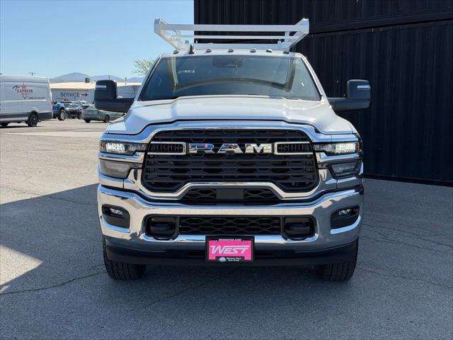 2026 RAM Ram 3500 Chassis Cab RAM 3500 TRADESMAN CREW CAB CHASSIS 4X4 60 CA
