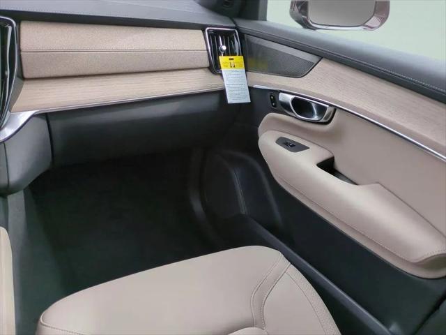 2026 Volvo XC90 Plus, B6 AWD Gas mild hybrid, Gasoline, Bright, 6 Seats
