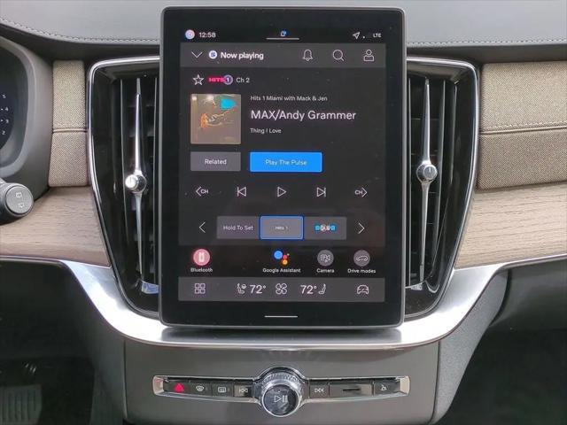 2026 Volvo XC90 Plus, B6 AWD Gas mild hybrid, Gasoline, Bright, 6 Seats