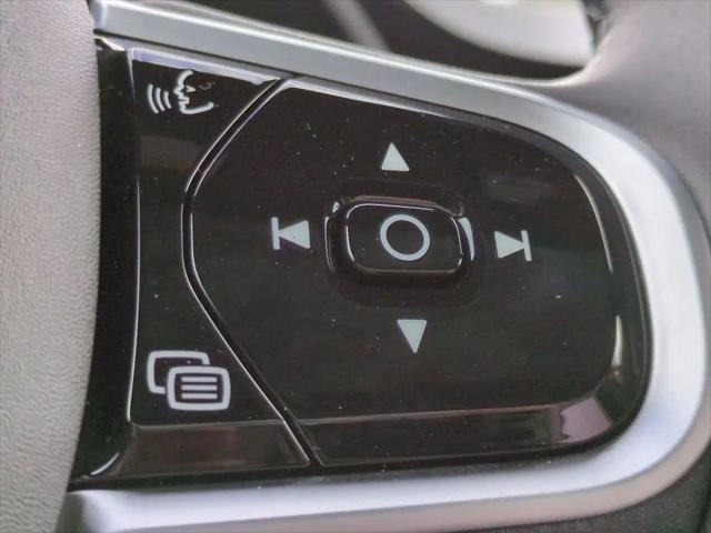 2026 Volvo XC90 Plus, B6 AWD Gas mild hybrid, Gasoline, Bright, 6 Seats