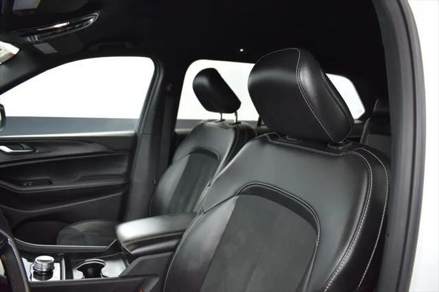 2025 Jeep Grand Cherokee Altitude 4x4