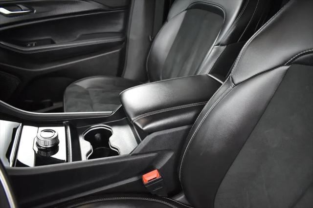 2025 Jeep Grand Cherokee Altitude 4x4