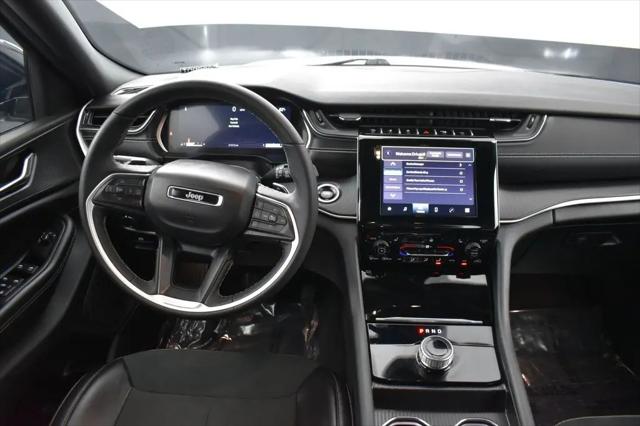 2025 Jeep Grand Cherokee Altitude 4x4