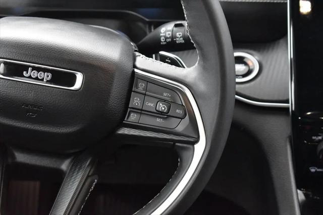 2025 Jeep Grand Cherokee Altitude 4x4