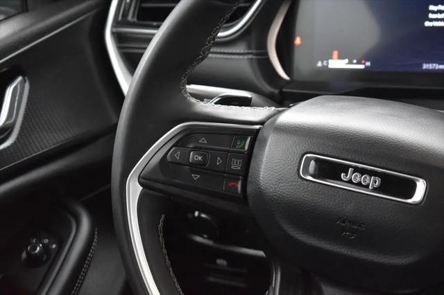 2025 Jeep Grand Cherokee Altitude 4x4